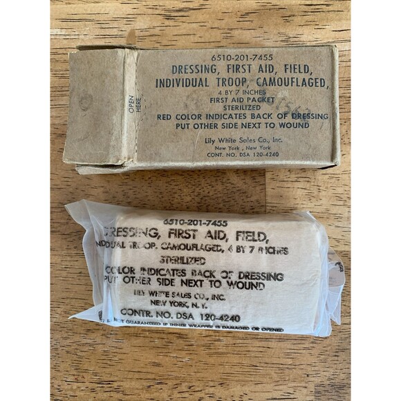 VIETNAM ERA Field Dressing 4"x7" 6510-201-7455 Lily White Sales Co‎ Inc - Picture 3 of 4